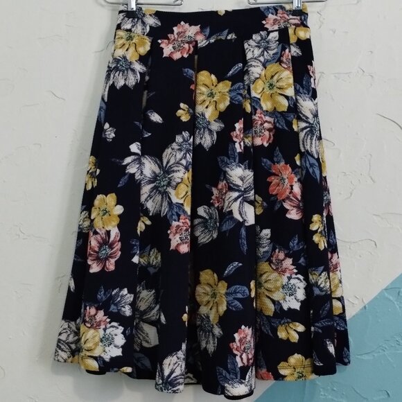 Haute Monde Floral Spring Full Skirt - Picture 5 of 7